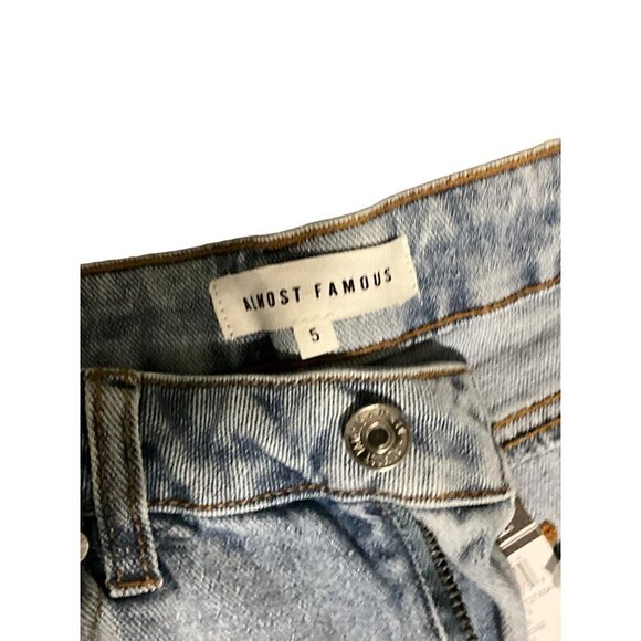 WOMEN’S Distressed 90s fit Jeans Size 5 - Picture 7 of 12